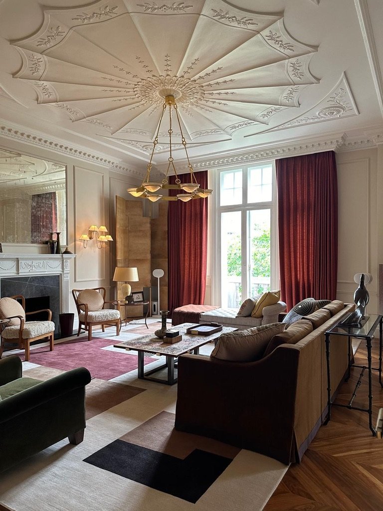 Art Deco. Living Room 120k Hand-knotted Mohair.