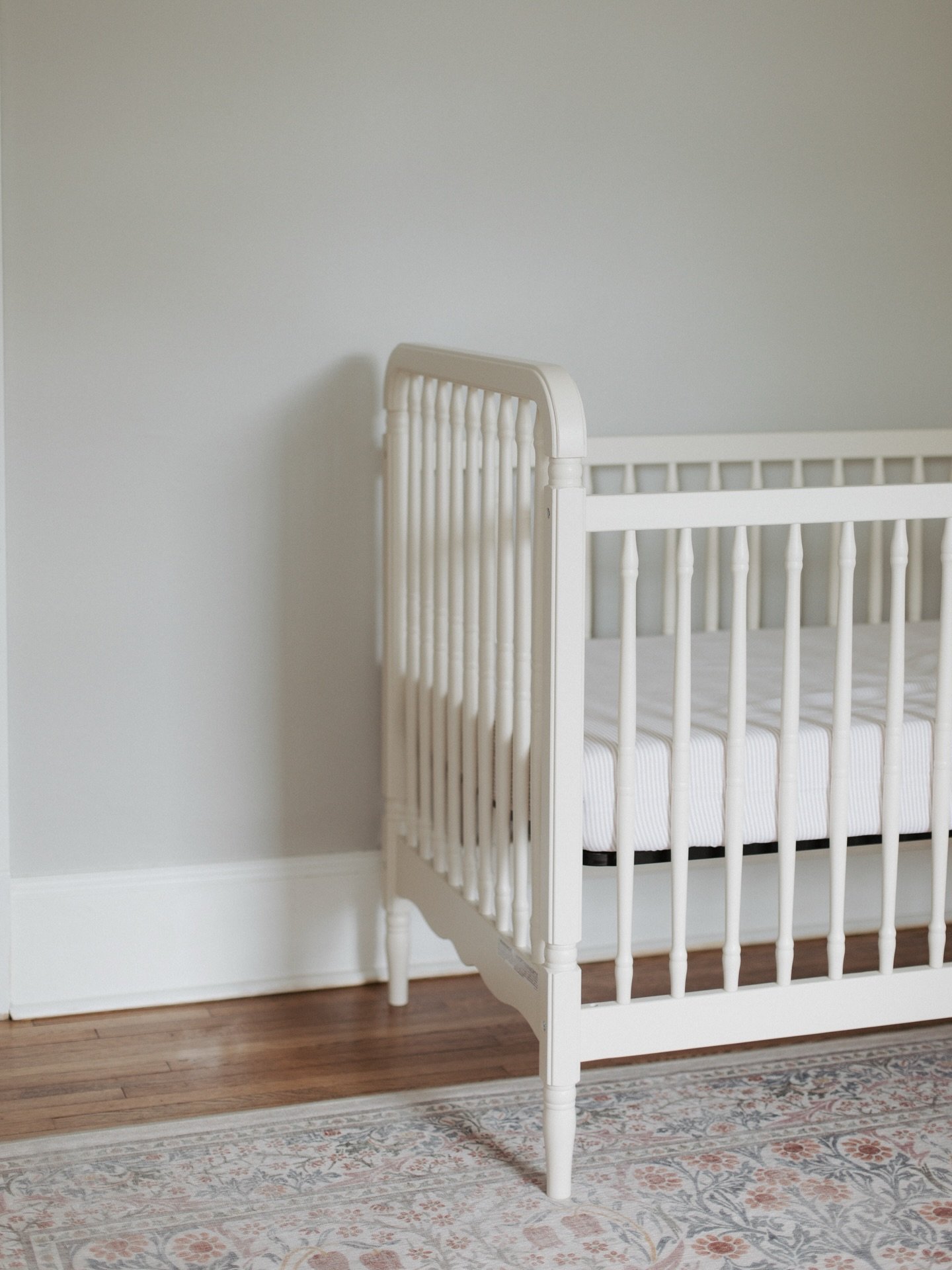 Before the crib is filled, before the nights blur together, before everything changes.

Photographing your home during pregnancy gives meaning to the place where your baby will land &mdash; and later, we recreate these moments once they&rsquo;re here