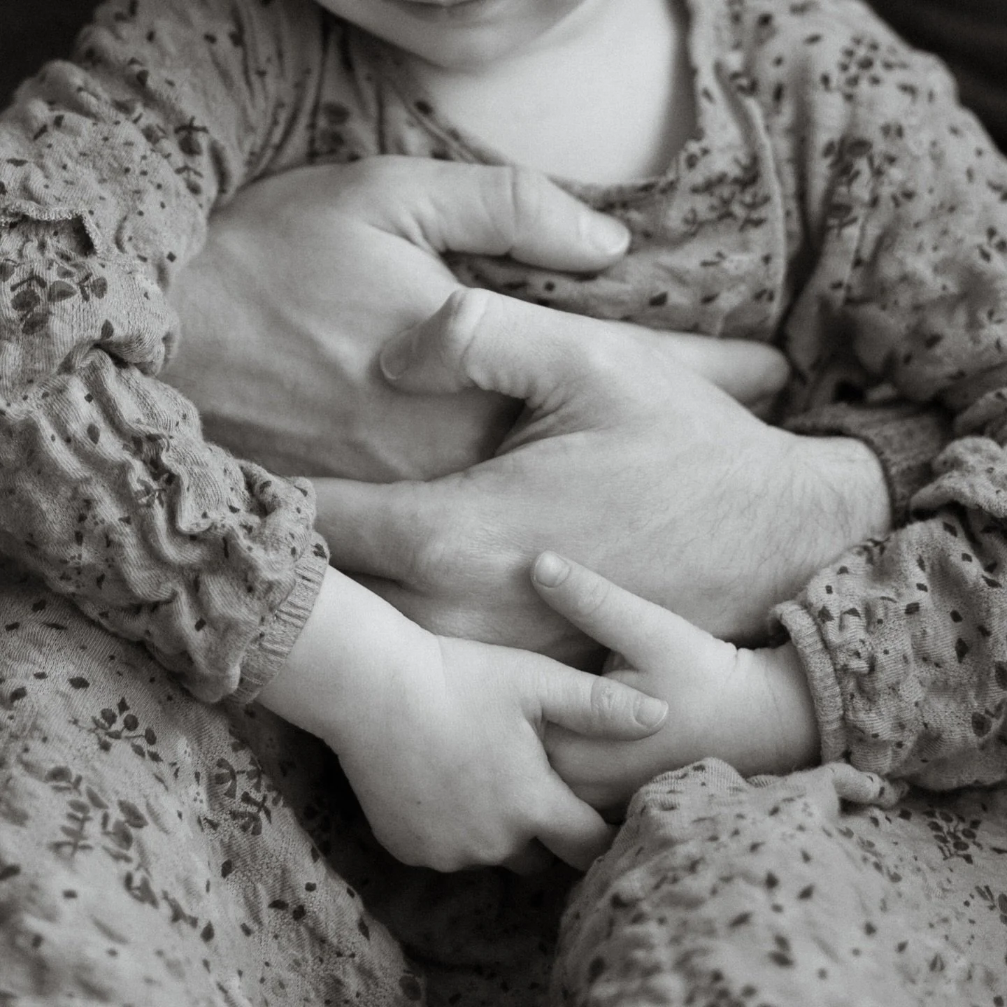 Like father, like daughter 

#clevelandphotographer #clevelandfamilyphotographer #clevelandnewbornphotographer #clefamilies