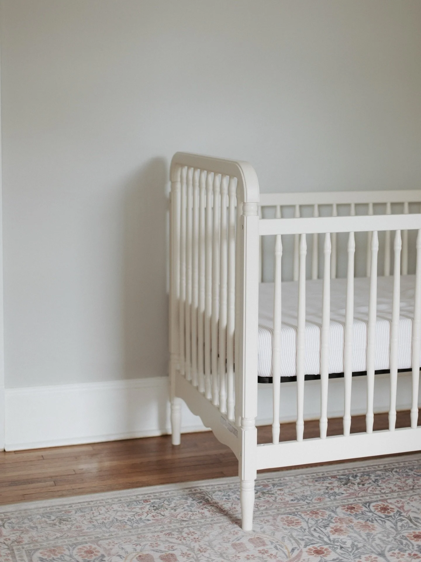 Before the crib is filled, before the nights blur together, before everything changes.

Photographing your home during pregnancy gives meaning to the place where your baby will land &mdash; and later, we recreate these moments once they&rsquo;re here