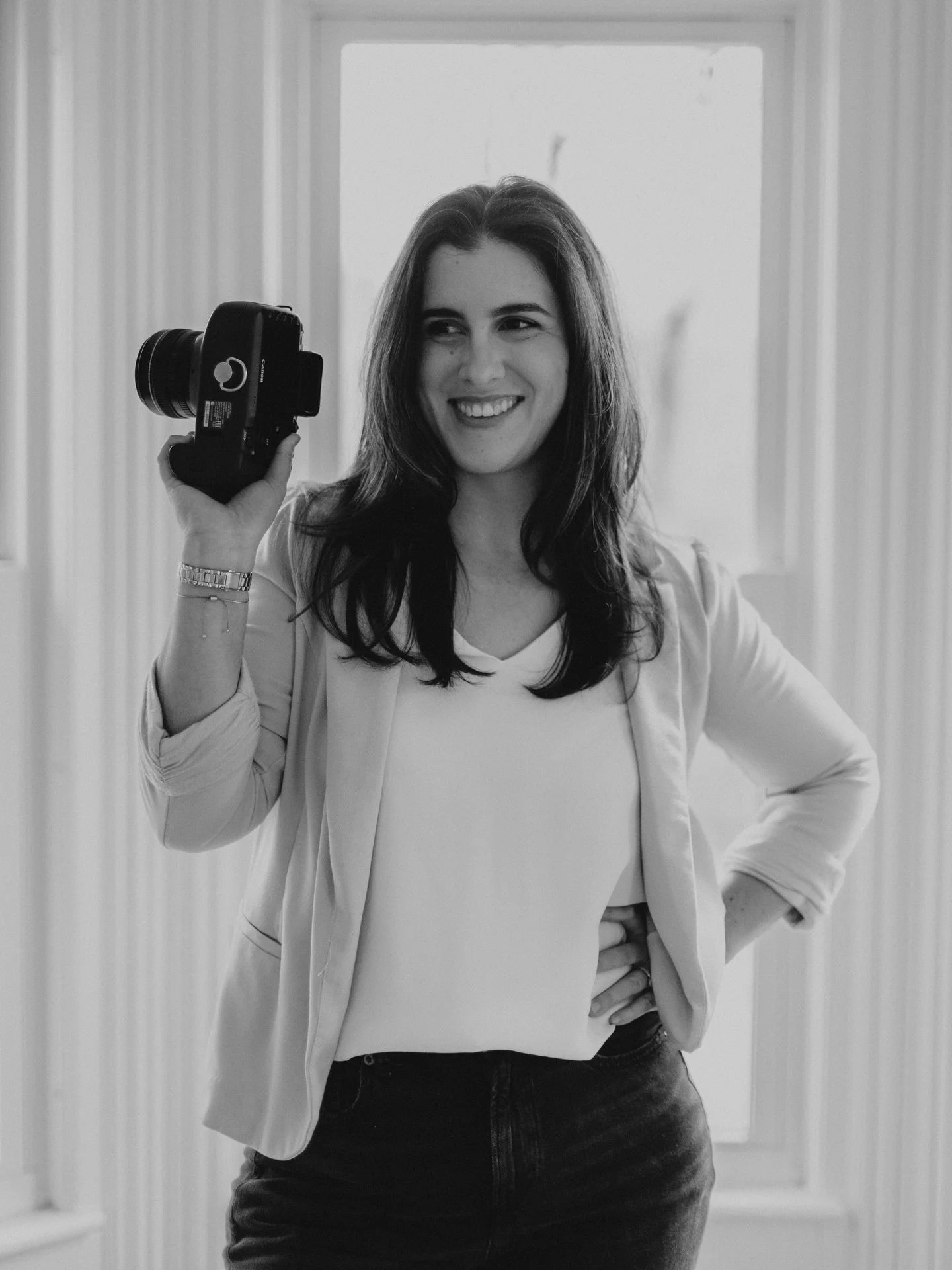 With a new year beginning, it felt like the perfect time to reintroduce myself!

I&rsquo;m Tess, a family and newborn photographer serving Ohio. I specialize in relaxed and playful, kid-led sessions that focus on connection over perfection.

Whether 