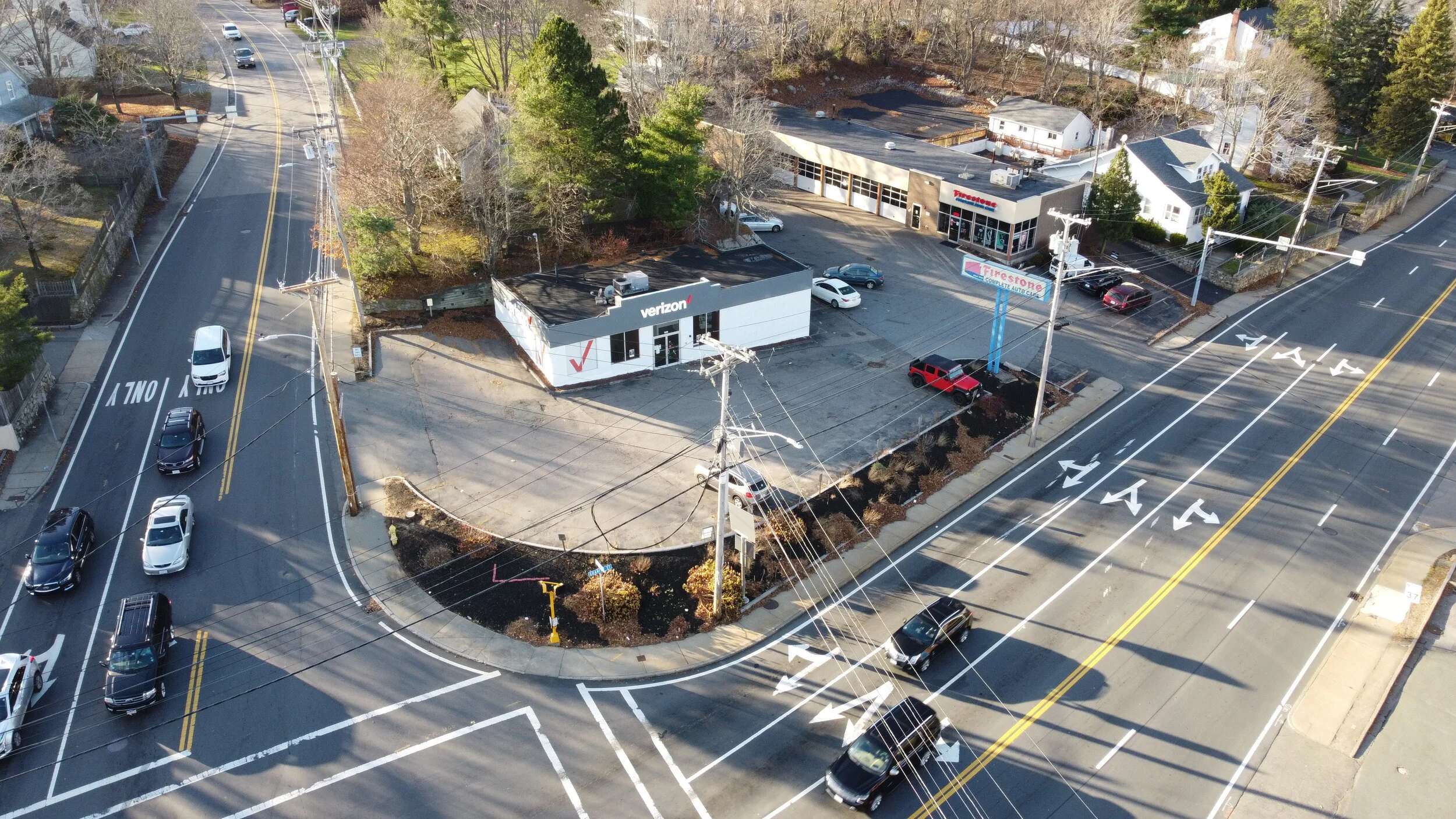 5 Corners Verizon and Firestone.JPG