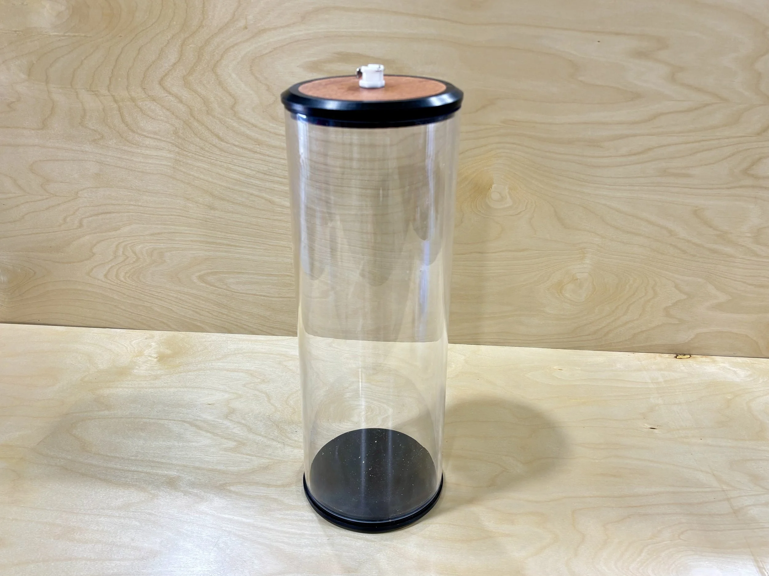 Vacuum capsule large