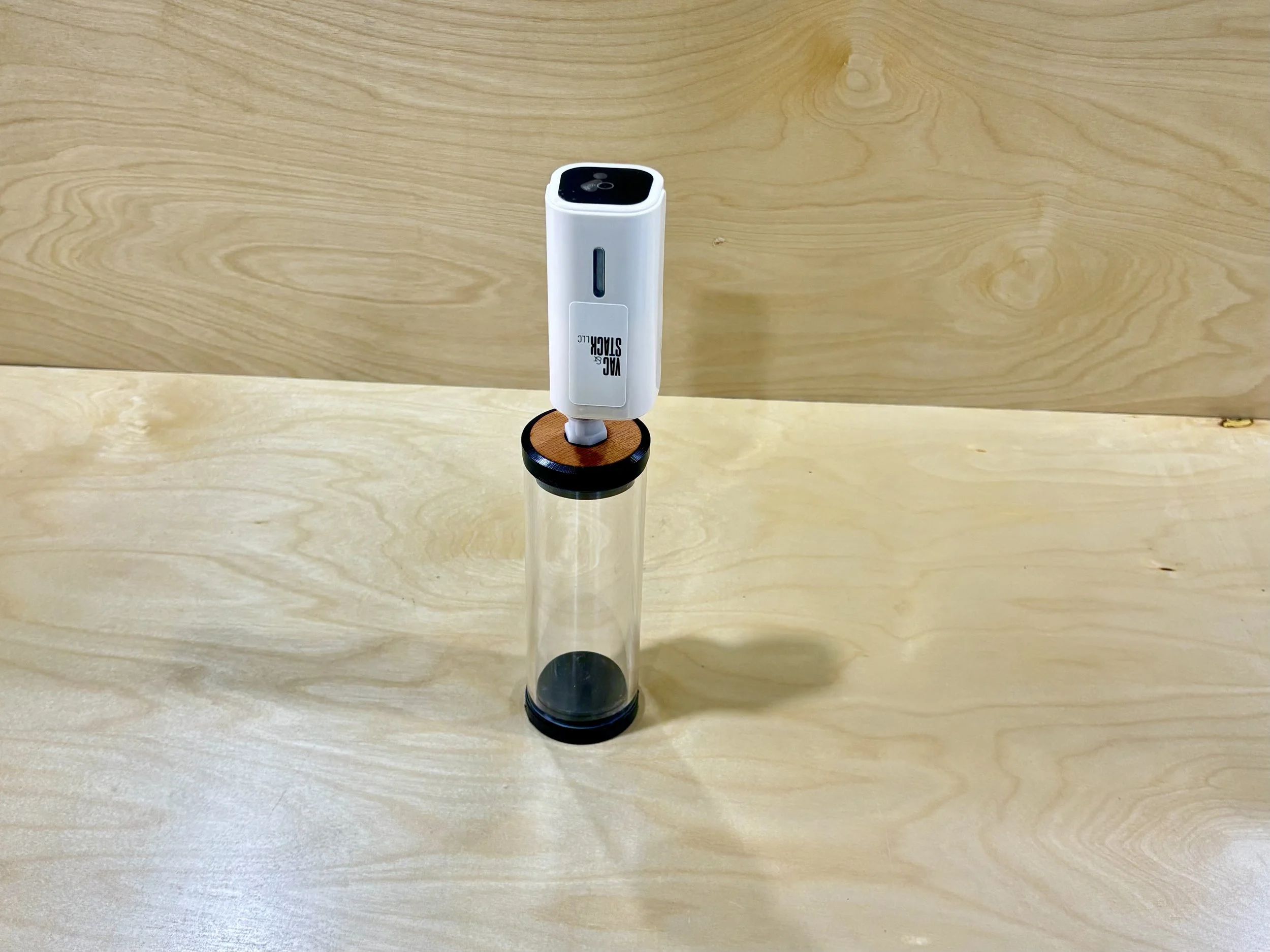 Vacuum pump package small