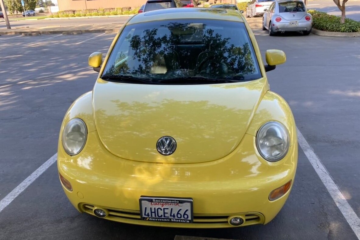 2000 VW Beetle GLS - Front