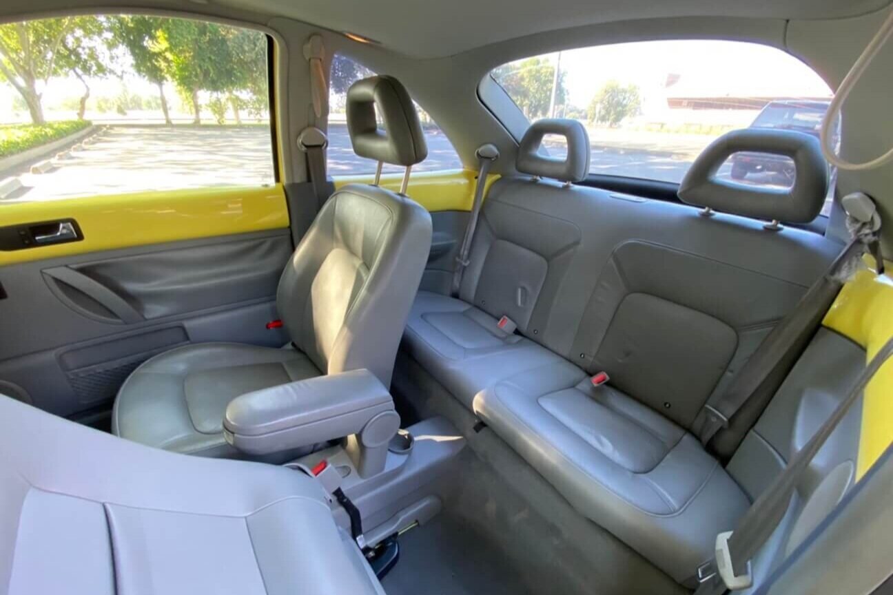 2000 VW Beetle GLS - Interior Rear