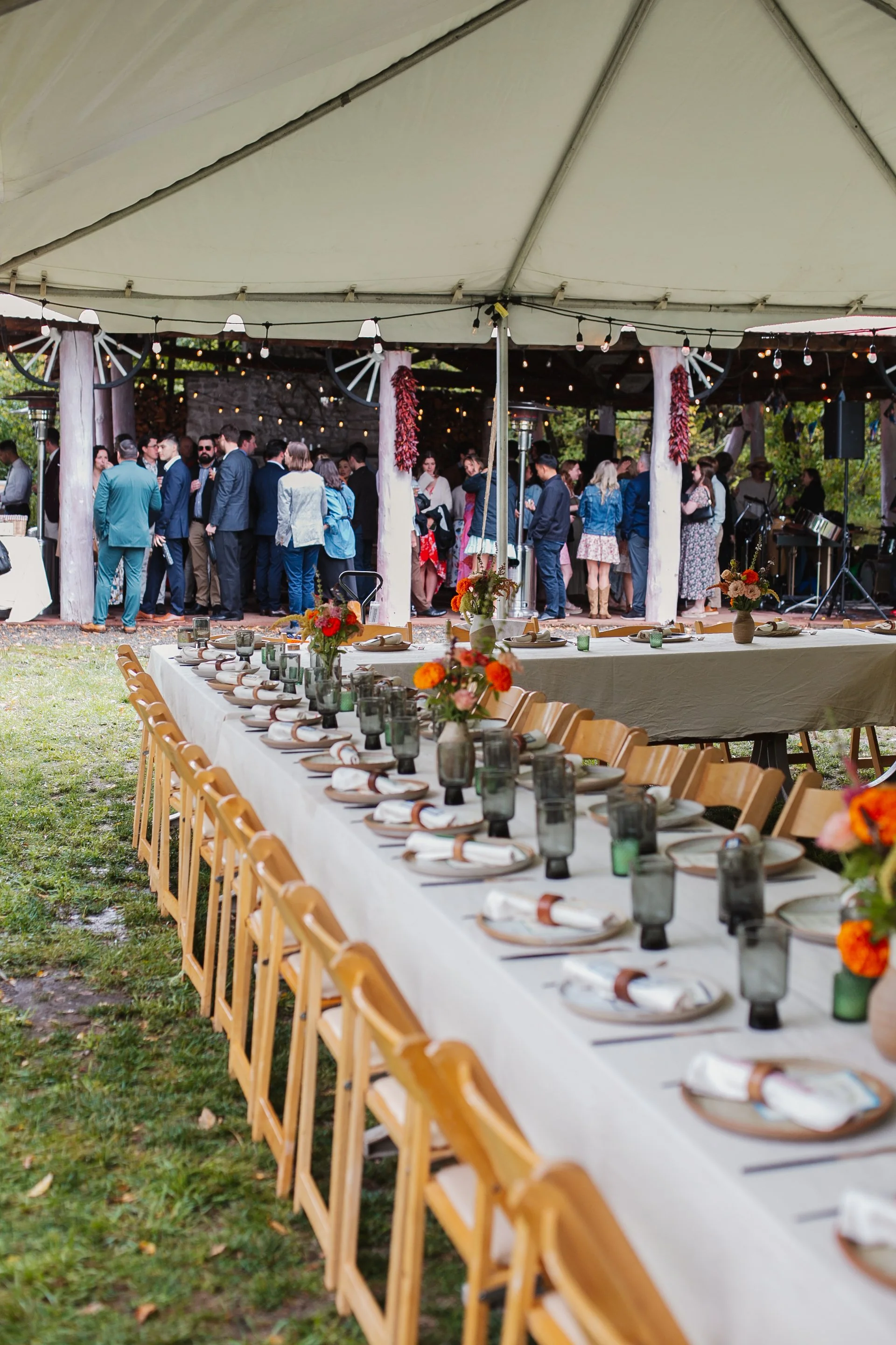 Shannon & Martin's September à La Carte Wedding - Photographs by Ashley Perry Lynn