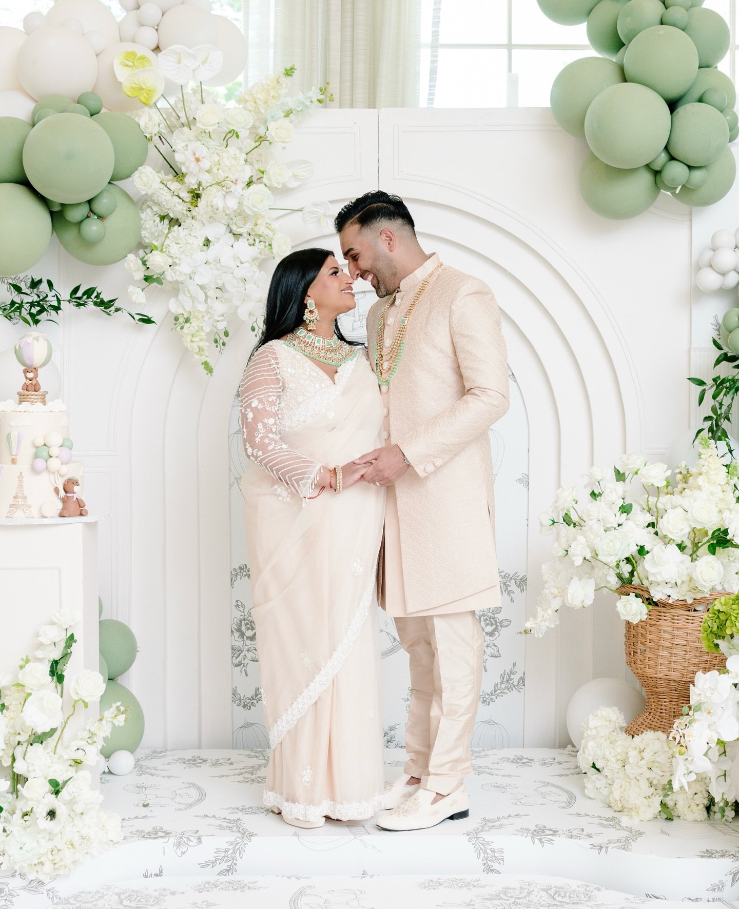 After the wedding, there are often moments that are just as important, and my clients frequently invite me to be part of them. I&rsquo;m incredibly happy to become part of their family and to capture their most meaningful milestones.

#familytime #ba