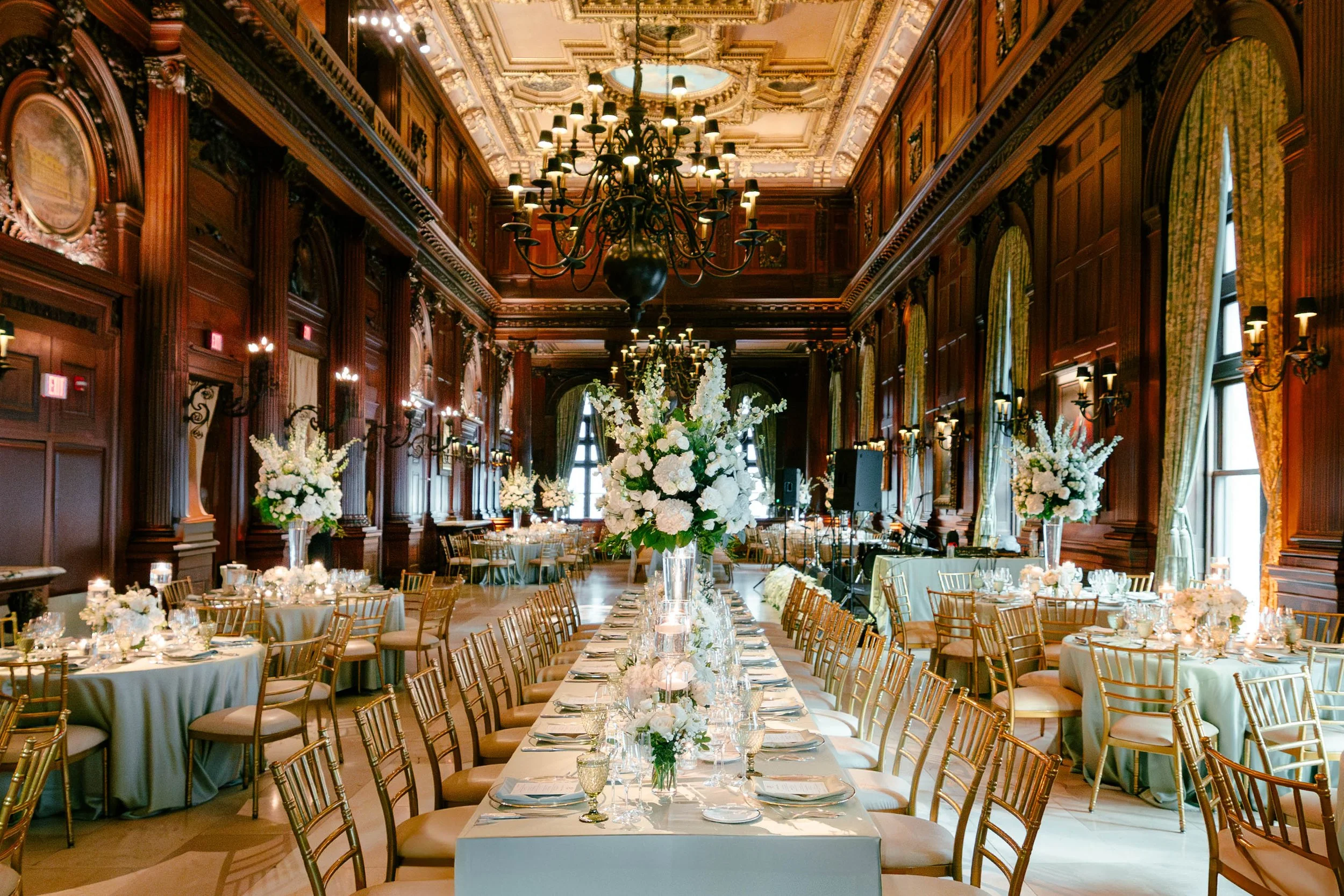 WEDDING AT THE UNIVERSITY CLUB / NEW YORK