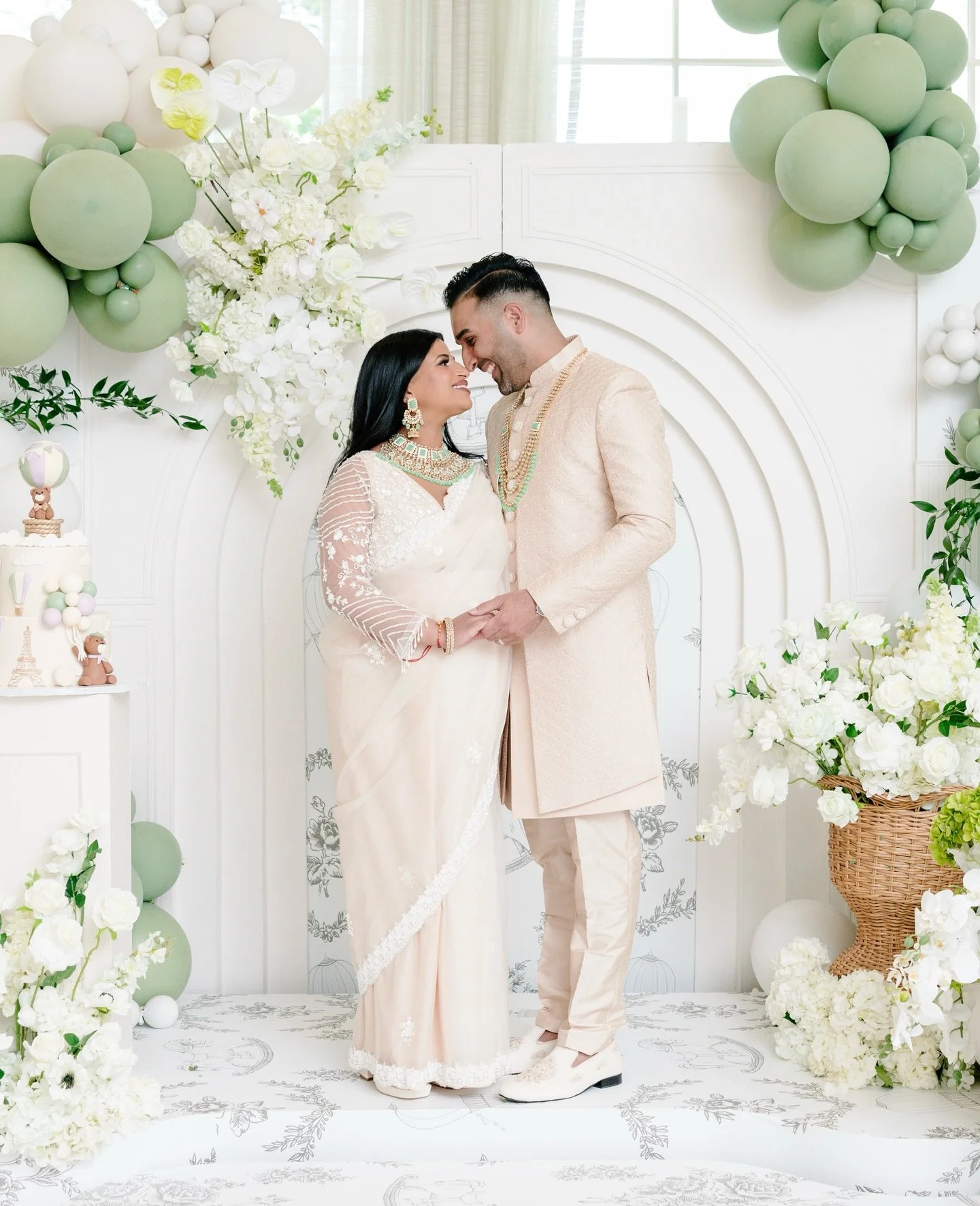 After the wedding, there are often moments that are just as important, and my clients frequently invite me to be part of them. I&rsquo;m incredibly happy to become part of their family and to capture their most meaningful milestones.

#familytime #ba