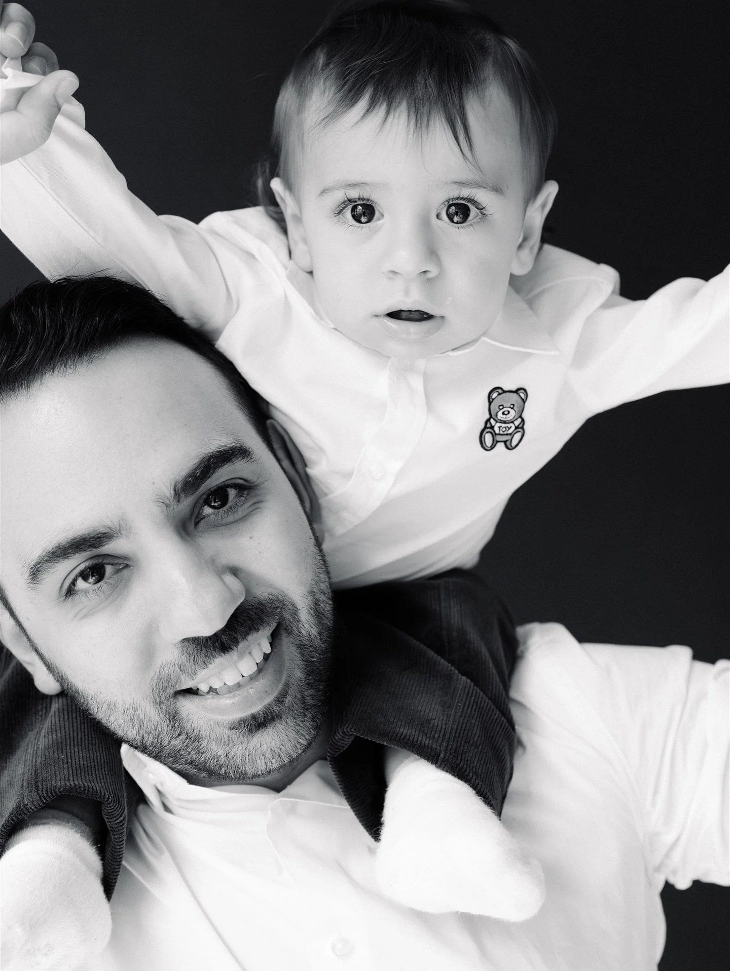 First year :) 
A family photoshoot for my clients in the studio.
@brooklyn.loft 

#familytime #studio