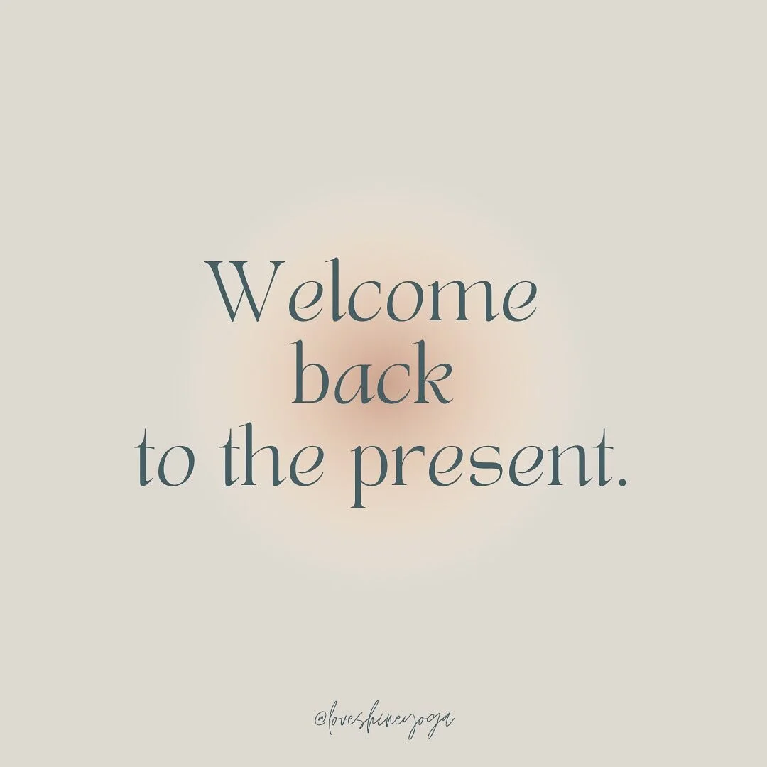 The universe and body will remind us, we are on her time, her path, the one that is slow, abundant and where beauty is unveiled while we humbly bow our head in gratitude. Welcome back to the present, she&rsquo;s been waiting for your arrival. 
#morni
