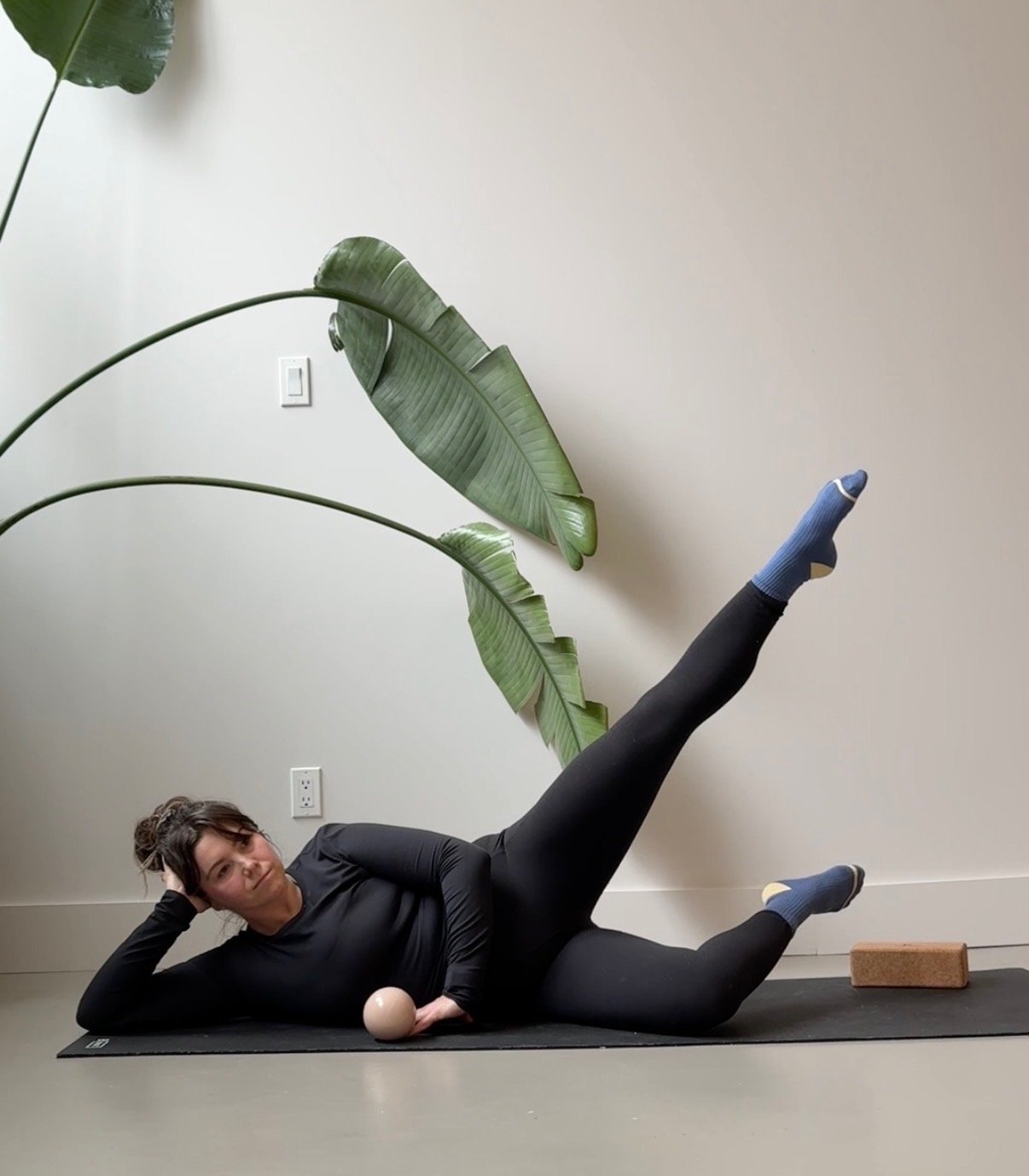 Mat Pilates vs. Reformer Pilates: What’s the Difference?