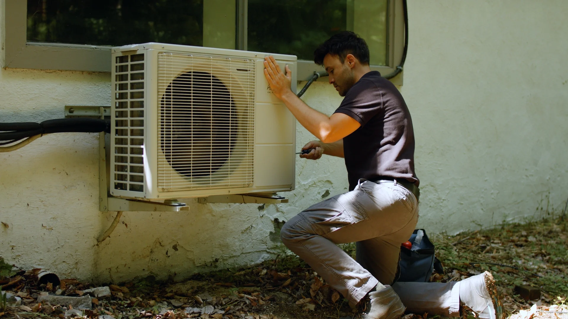 AC repairman