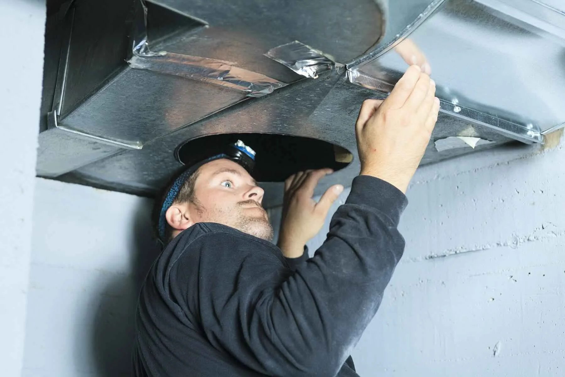 Inspecting air ducts