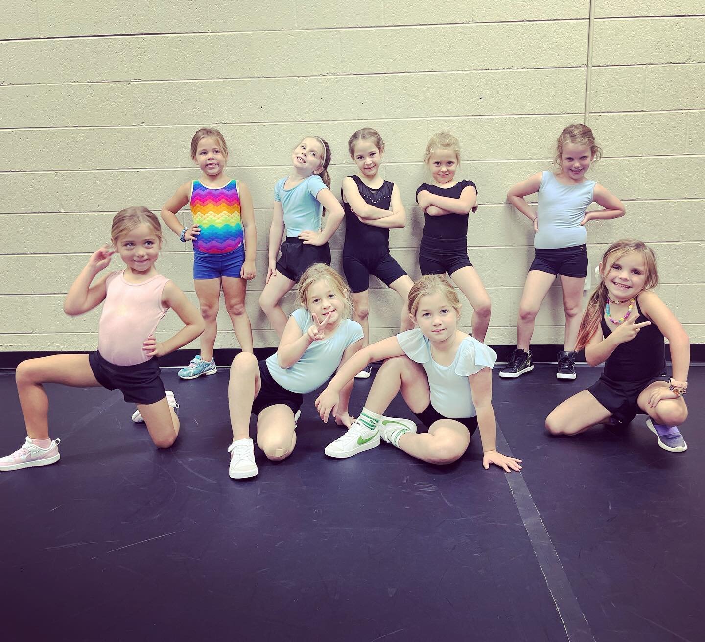 Hip Hop 1 is #squadgoals on Mondays! 
#nashvilledance #bellevuetn #dancestudionashville #nashvilleparent