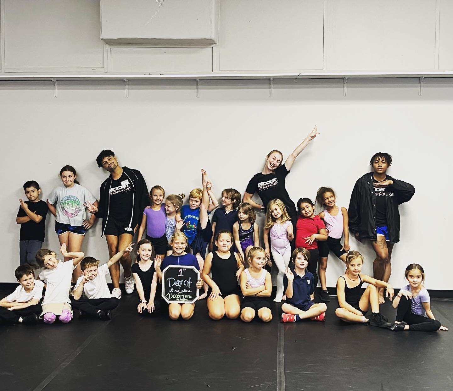 Fridays and Saturdays couldn&rsquo;t be more fun at BOOST Dance Academy! Check out our last set of 1st day photos from this past week!  #nashvilledance #dancersintn #bellevuetn #nashvilleparent #nashvillwfamilies