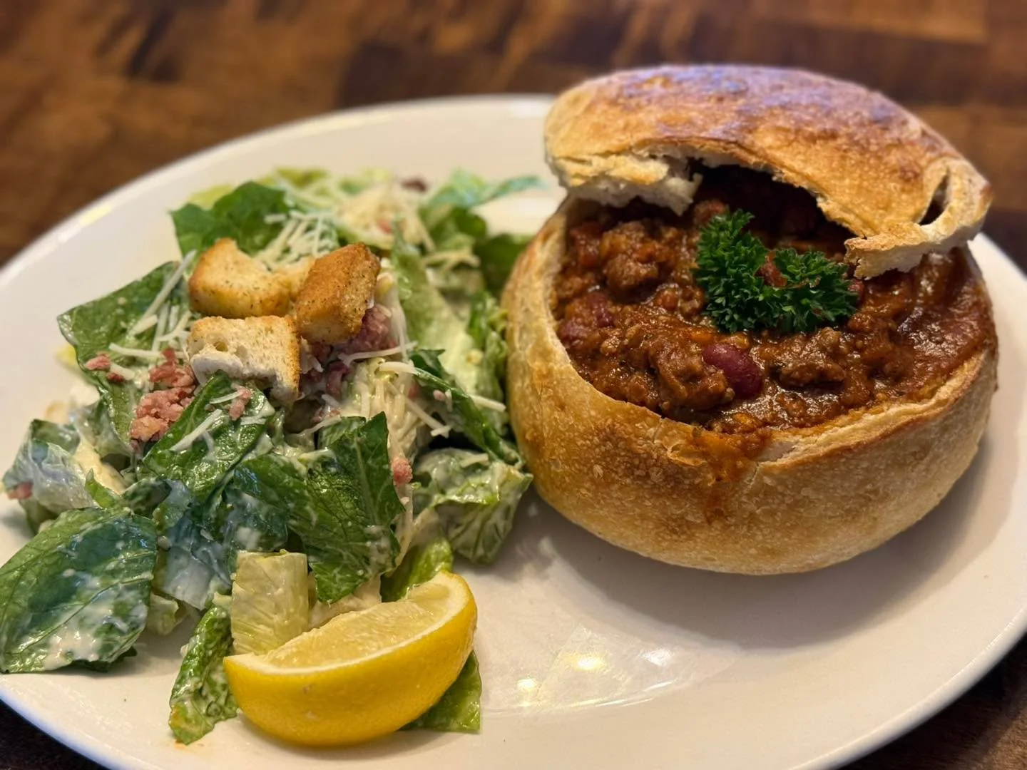 We have for your tasting pleasure:  a bison chilli in a sourdough bread bowl with Ceaser salad! 

Come join Ed and his crew!