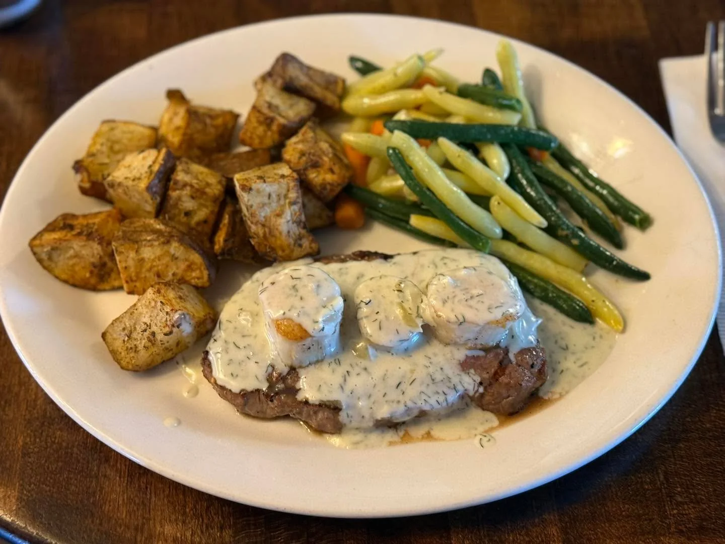 Happy Friday!  We&rsquo;ll have for you our Certified Angus Strip loin with Creamy Dill pan seared Scallops for Lunch! 

Available 11-2 while supplies lasts.