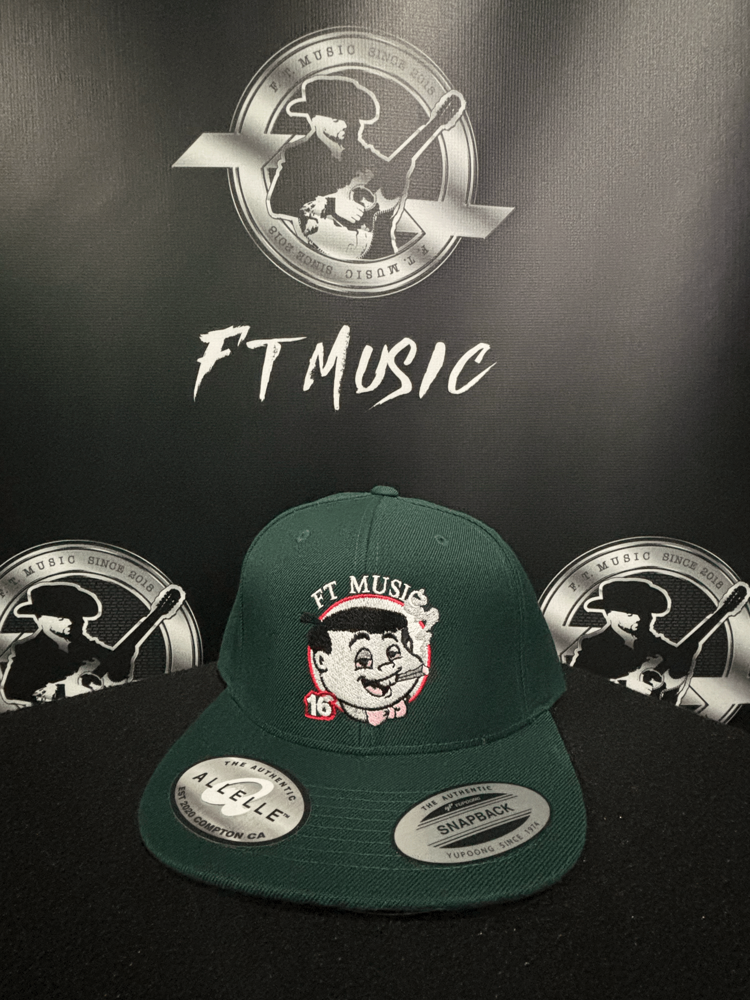 Hats (FT Music Ñoño 16 )