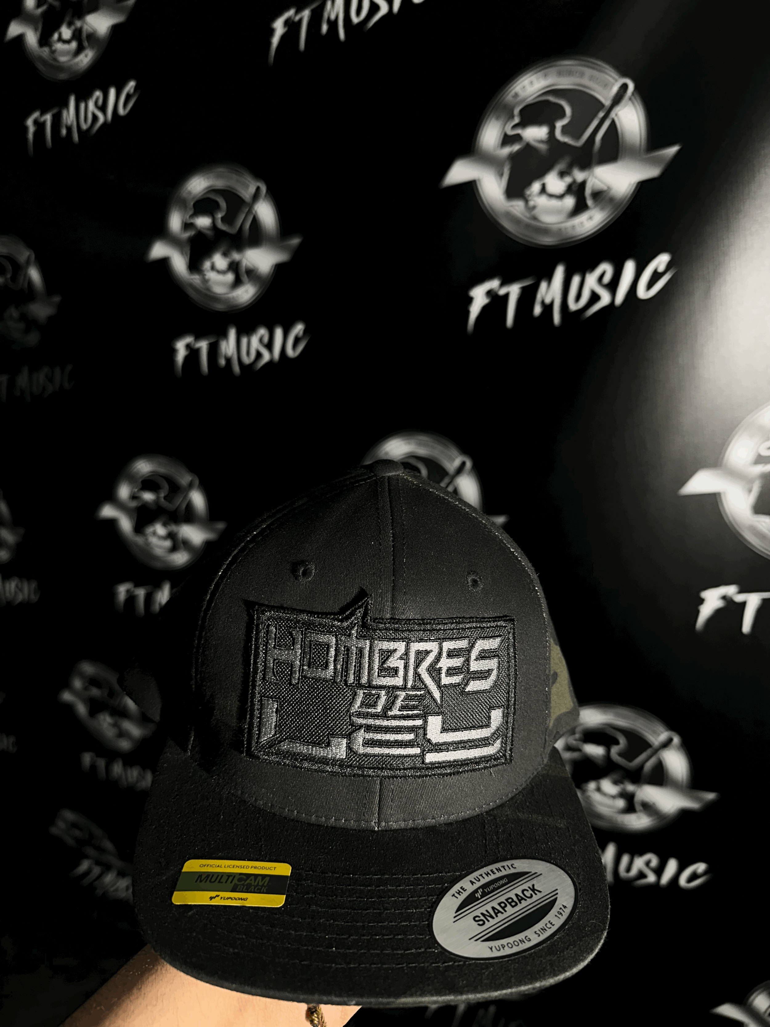 Hats (Hombres De Ley)