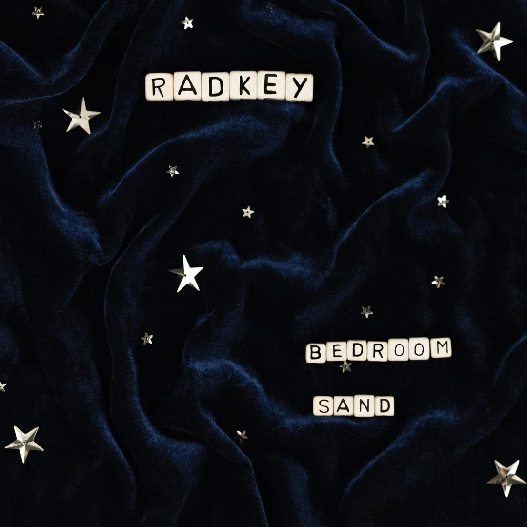 Radkey_Bedroom-Sand-art_web.jpg