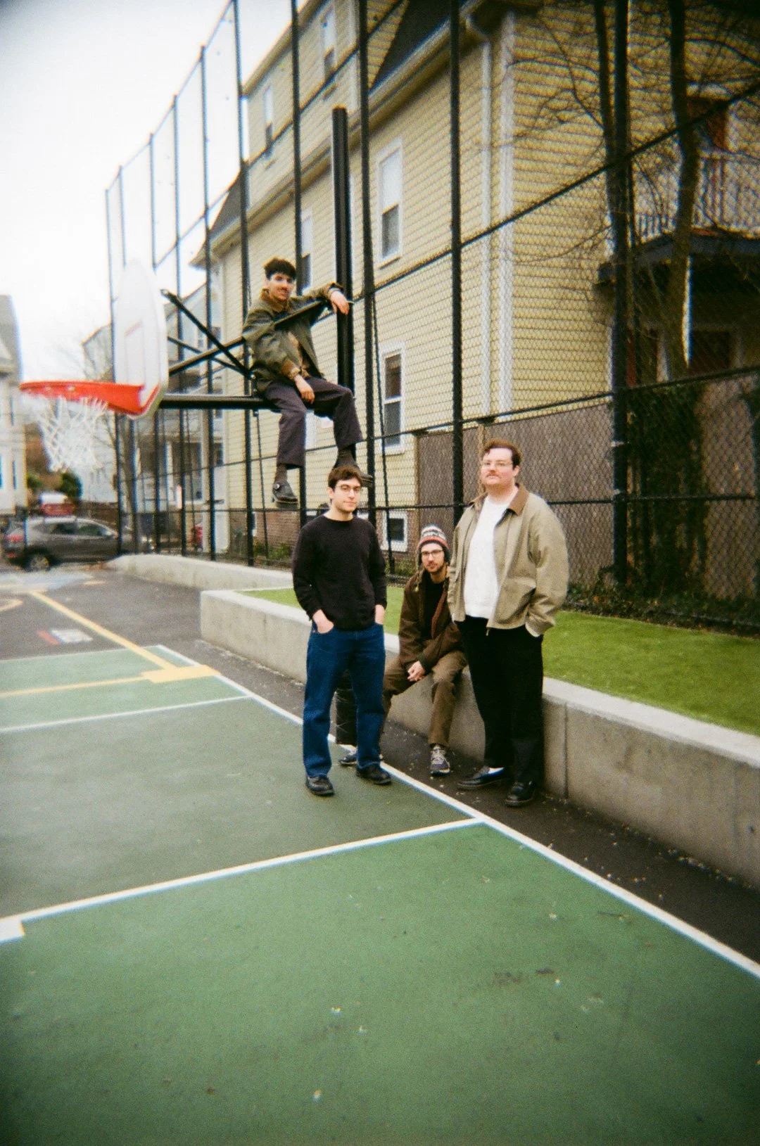 Gollylagging-by-Renee-Newman2_web.jpg
