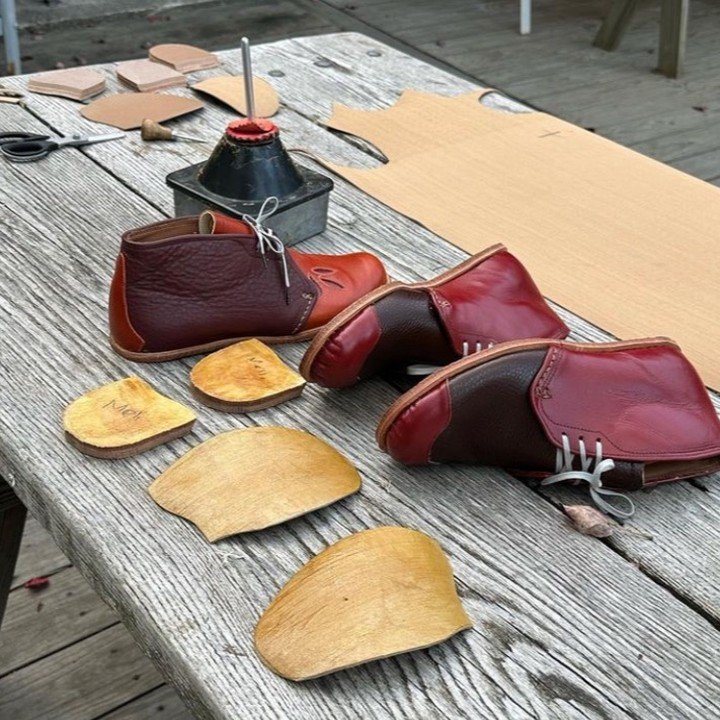 You can learn to make custom shoes! Molly Grant is visiting from The Cordwainer Shop in NH to teach us to make the Squire Desert Boot. This extra special workshop is April 15-18. Learn more at the link in our bio. Registration opens December 1.