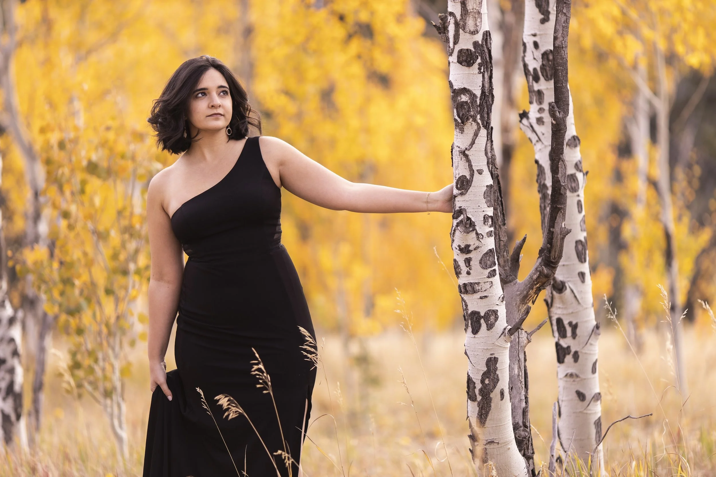 Portraits-ChristineHoneinPromotional-Group1-EOSR-20201107-11.jpg