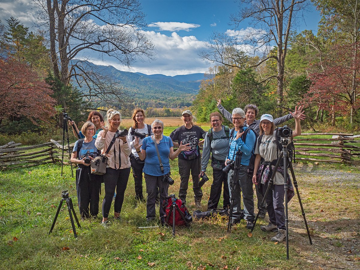 Impromptu Group Photo_Cades Cove_p.jpg
