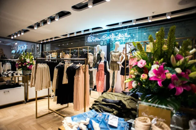 First Super Glue Store Opens In Melbourne