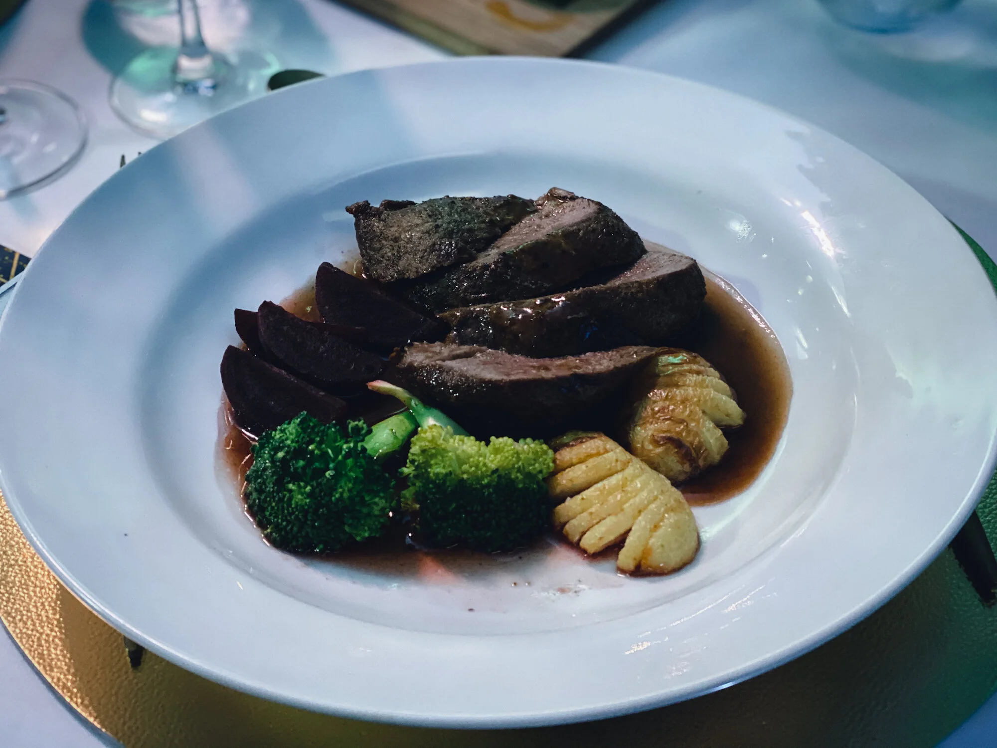 10 Private Dining Sydney Sealife Aquarium Jacquii Frank.jpg