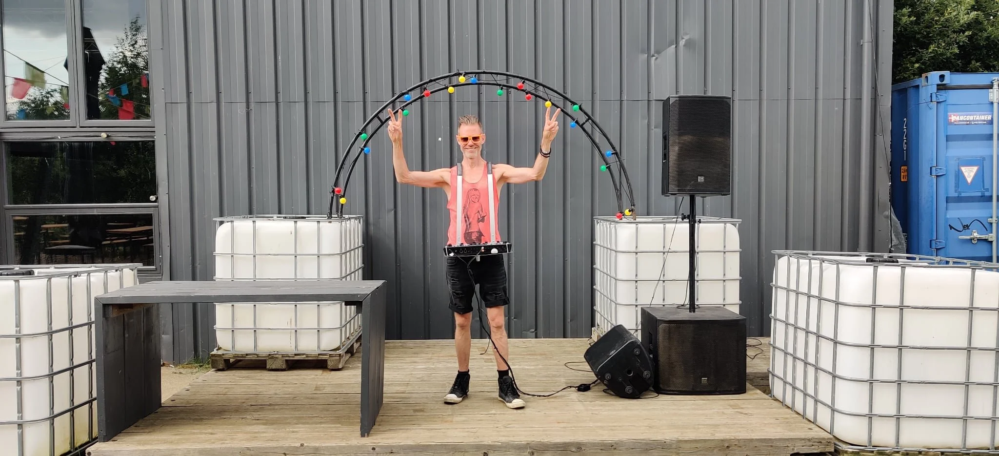 67b6c542-4e67-459f-8abc-951bd48d1975.jfif