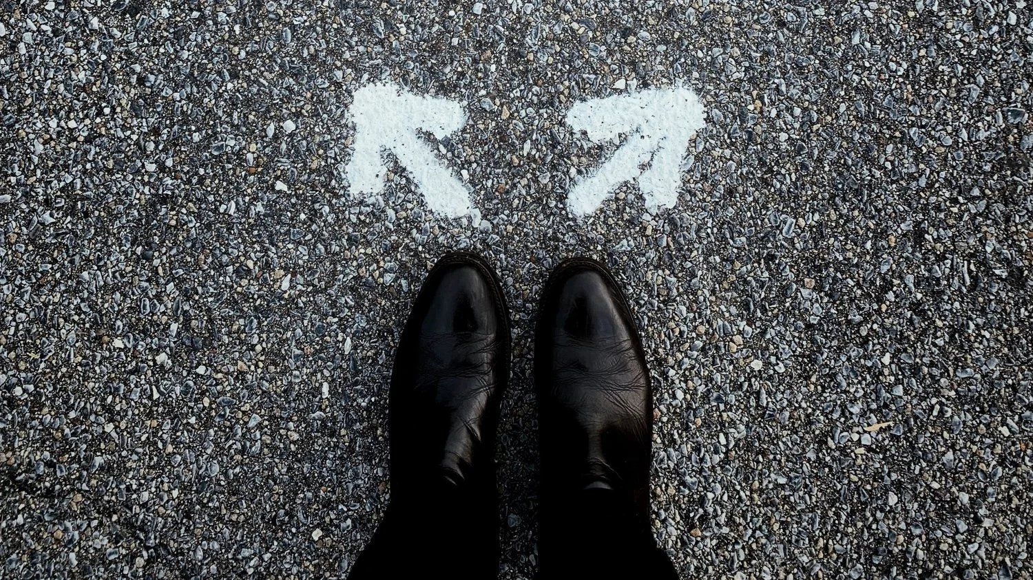 feet with arrows going in two different directions