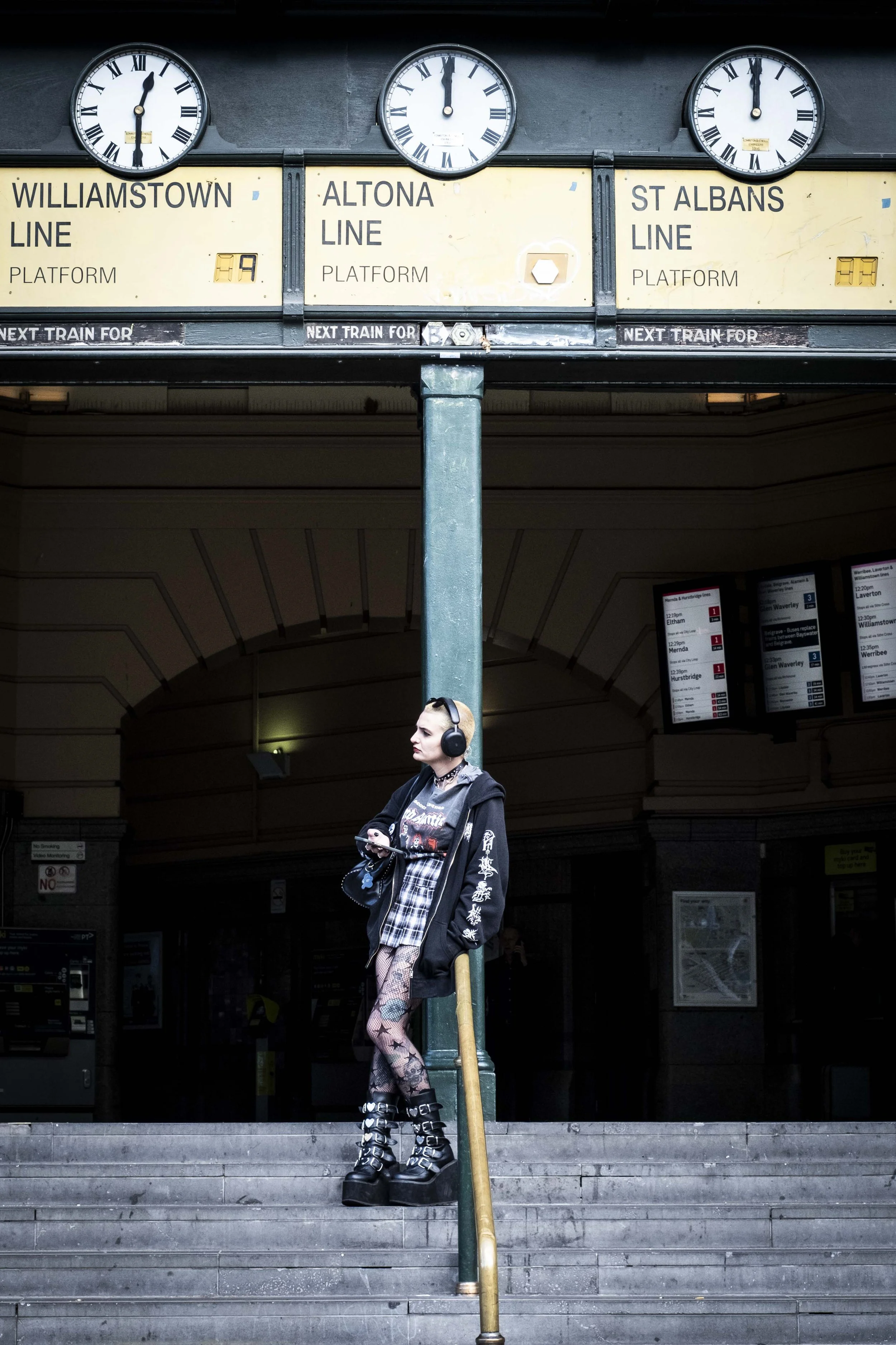 'Meet You Under The Clocks' Photo Walk : Naarm/Melbourne - Saturday 5 September