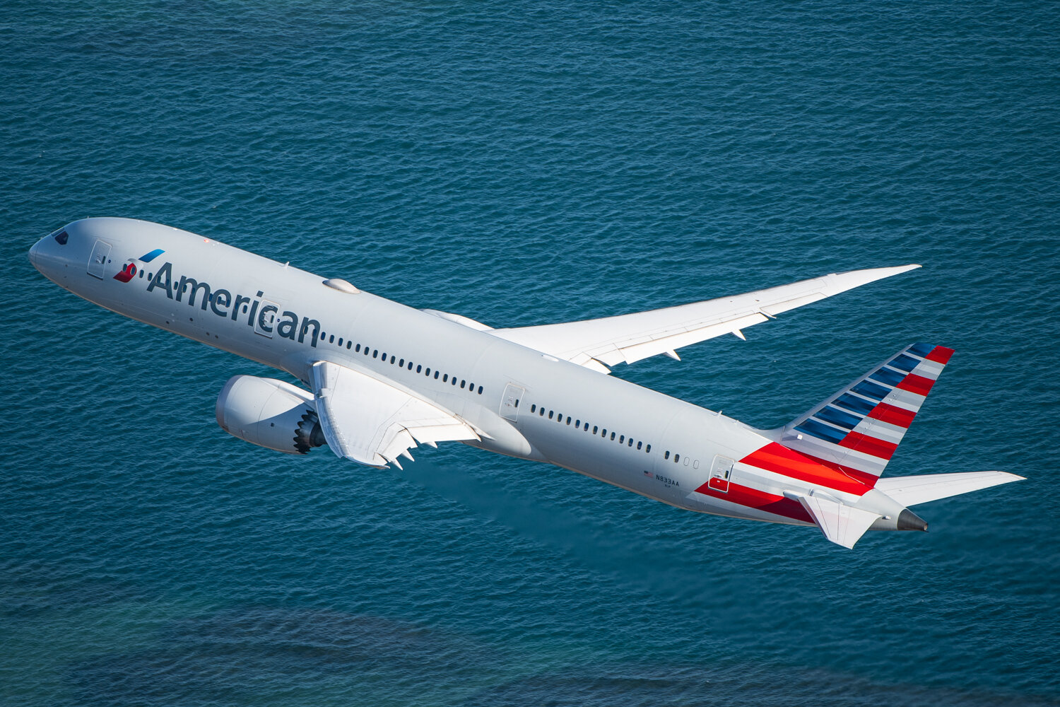  American Airlines Boeing 787-9 Dreamliner N833AA 