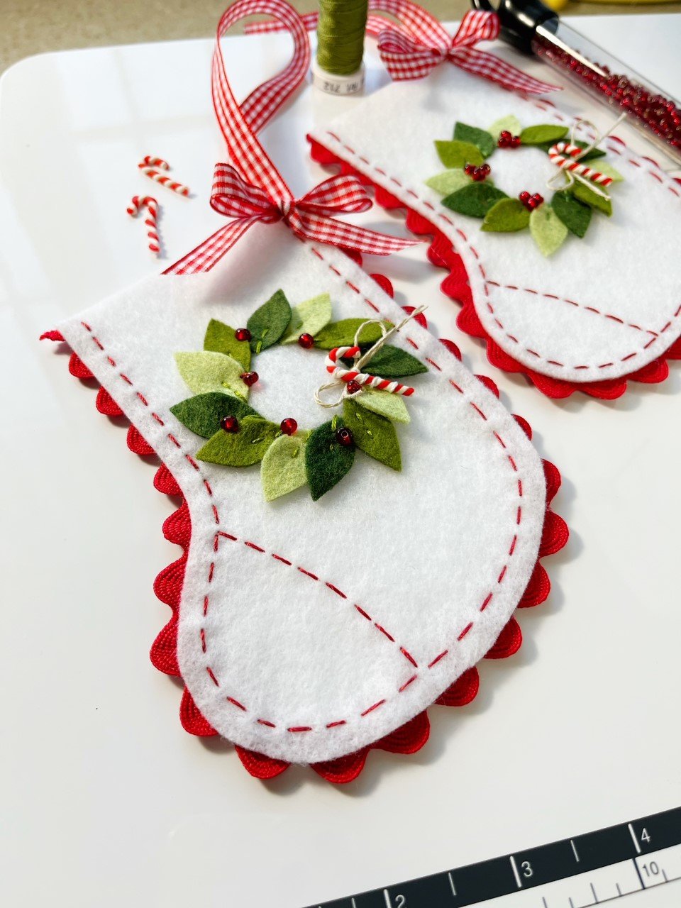 Merry Stockings Christmas Felt Ornament Pattern — simply eilene