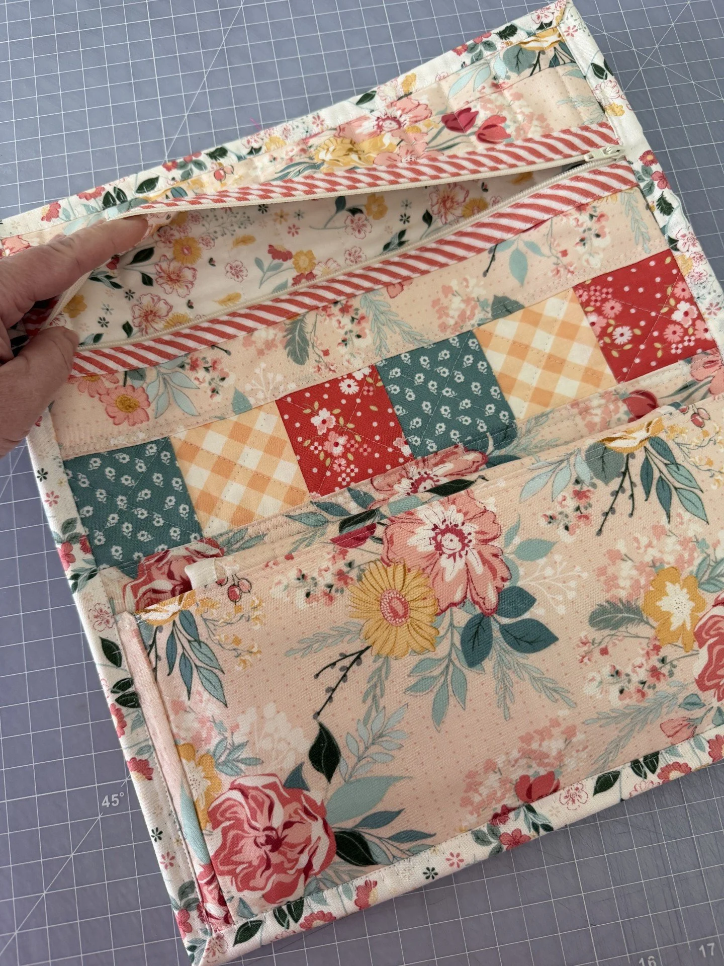 craft bag listing 2.jpg