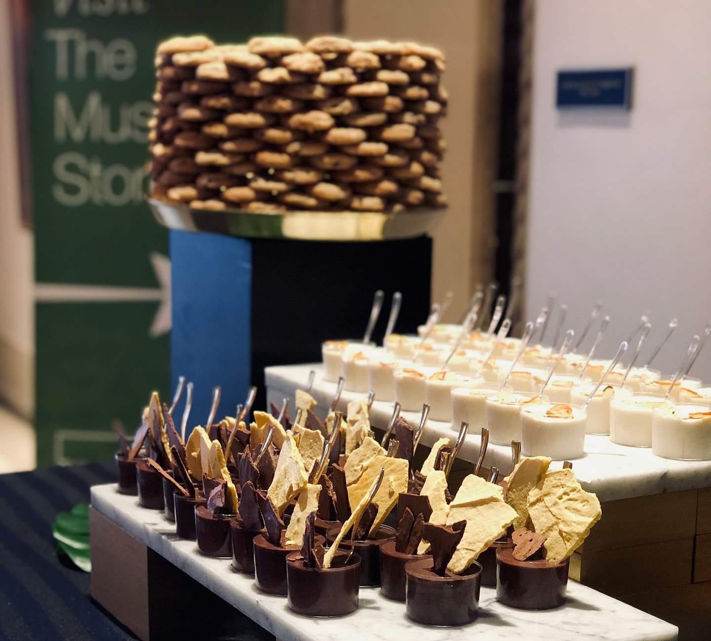 🍪 Ready for the party of the century? Join us at the San Diego Museum of Natural History for an unforgettable night! This Friday, we celebrate the NAT&rsquo;s 150th birthday. @chefleamariedennis of @sugarkiln is honored to be a featured chef for the