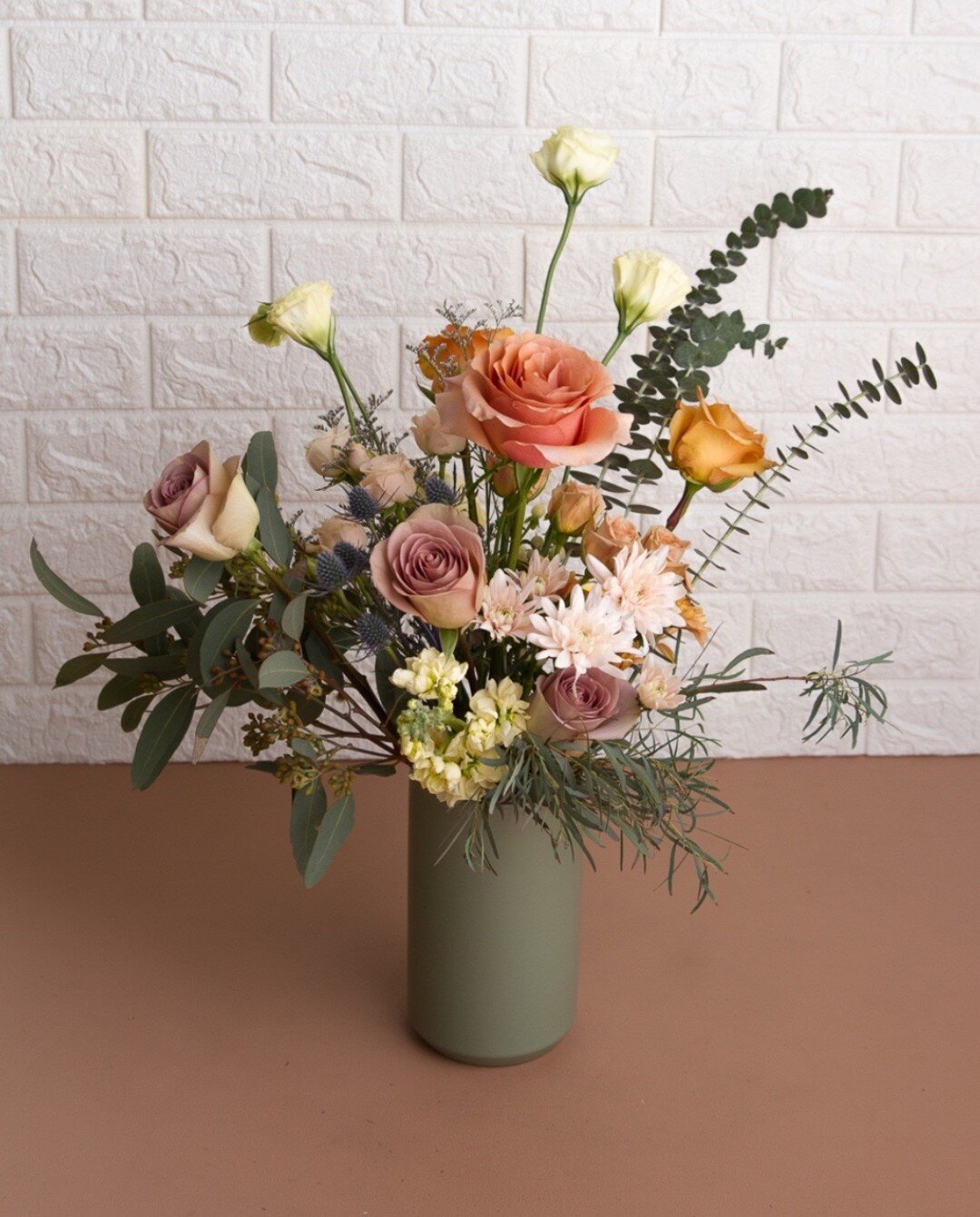 Custom order out for delivery 🧡🚚⁣
⁣
⁣
⁣
⁣
⁣
⁣
#vancouverflorist #vancouverflowers #flowerboutique #bespokeflowers #instaflorist #flowerstudio #freshcutflowers #sayitwithflowers #sendflowers #nofloralfoam #florists #localflorist #beautifulblooms #fl
