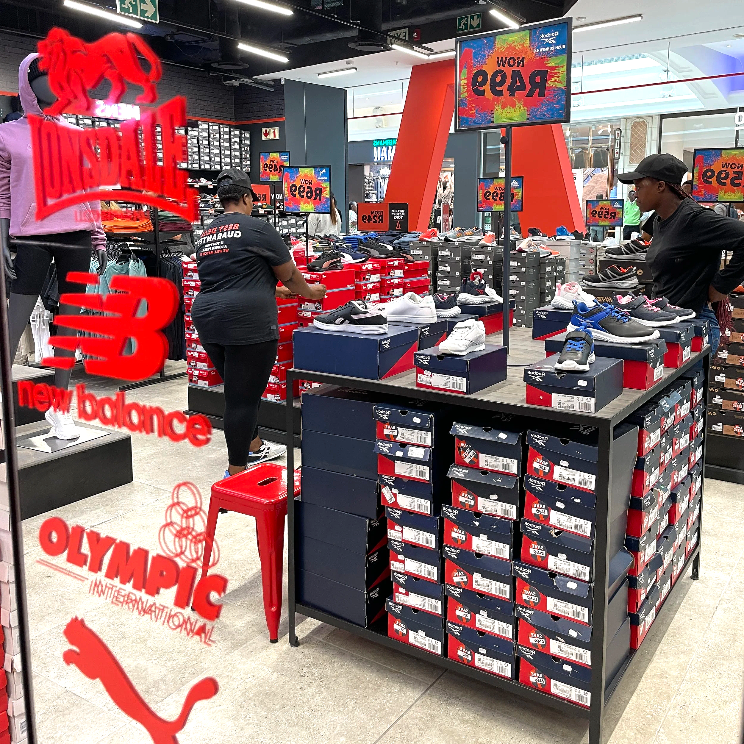 PRODUCT DISPLAYS