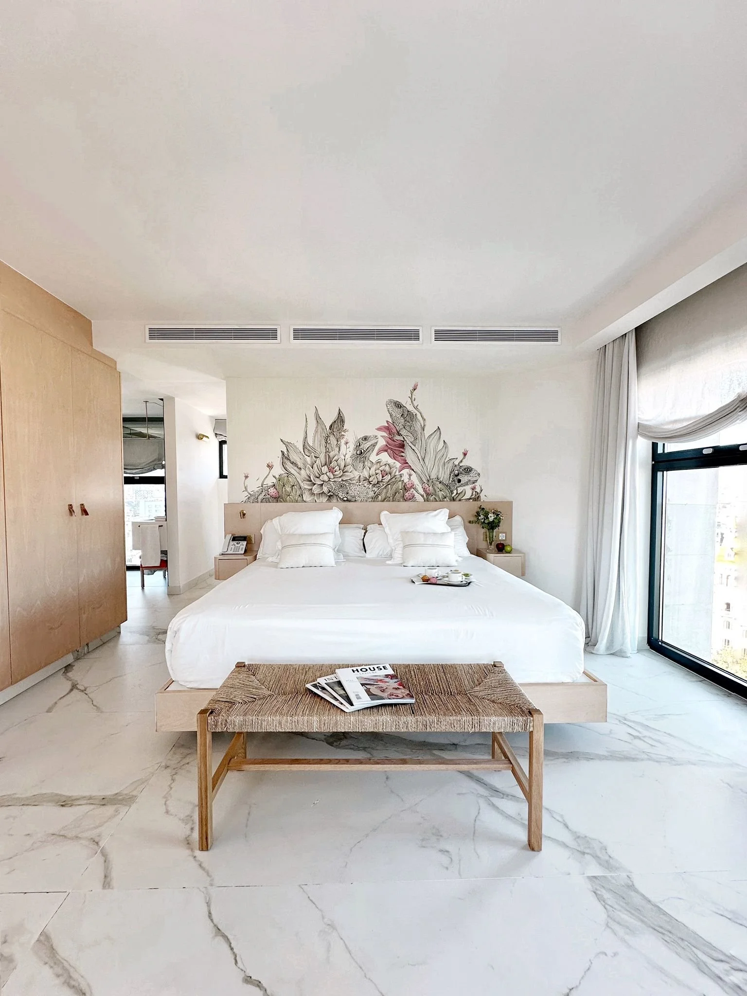 PHOTO-2025-11-30-22-22-49 14.jpg