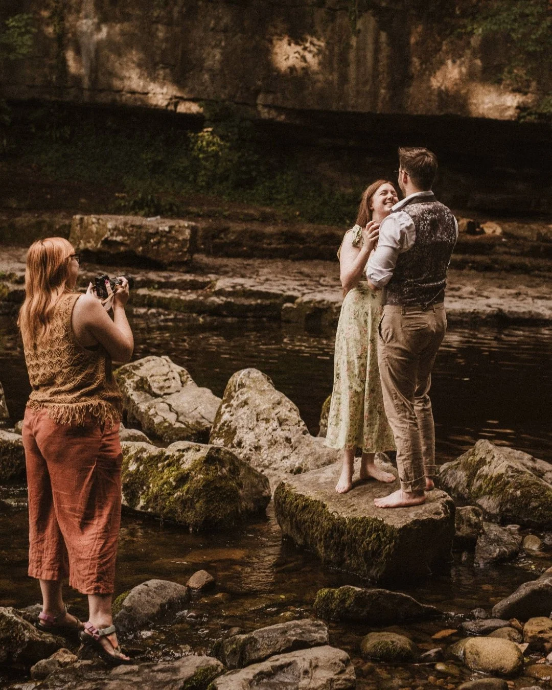 A little of what we got up to in July 🧡🌙

July for us meant being outside. From waterfall wanders, to cute beach family sessions, and multiple camping trips ~ we were rarely inside if we could help it.

Swipe through to see a little behind the scen