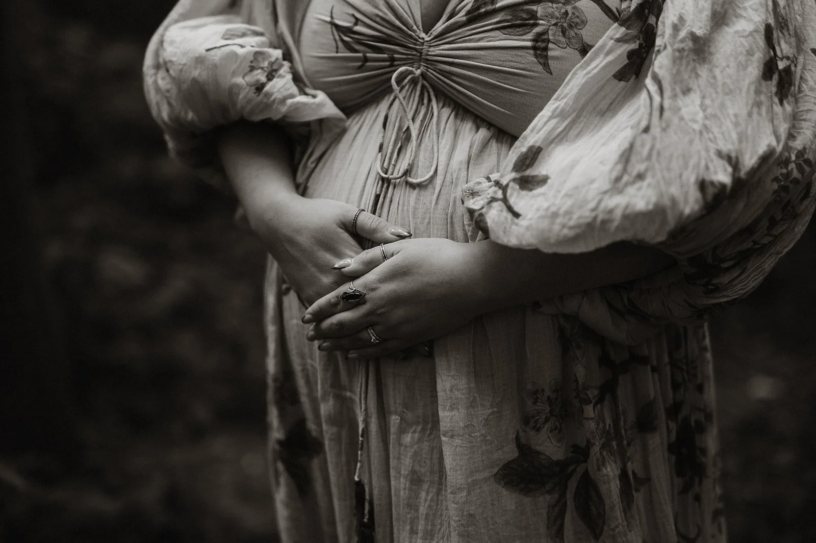 L&J ~ Maternity ~ Wynyard Woodland-8.jpg