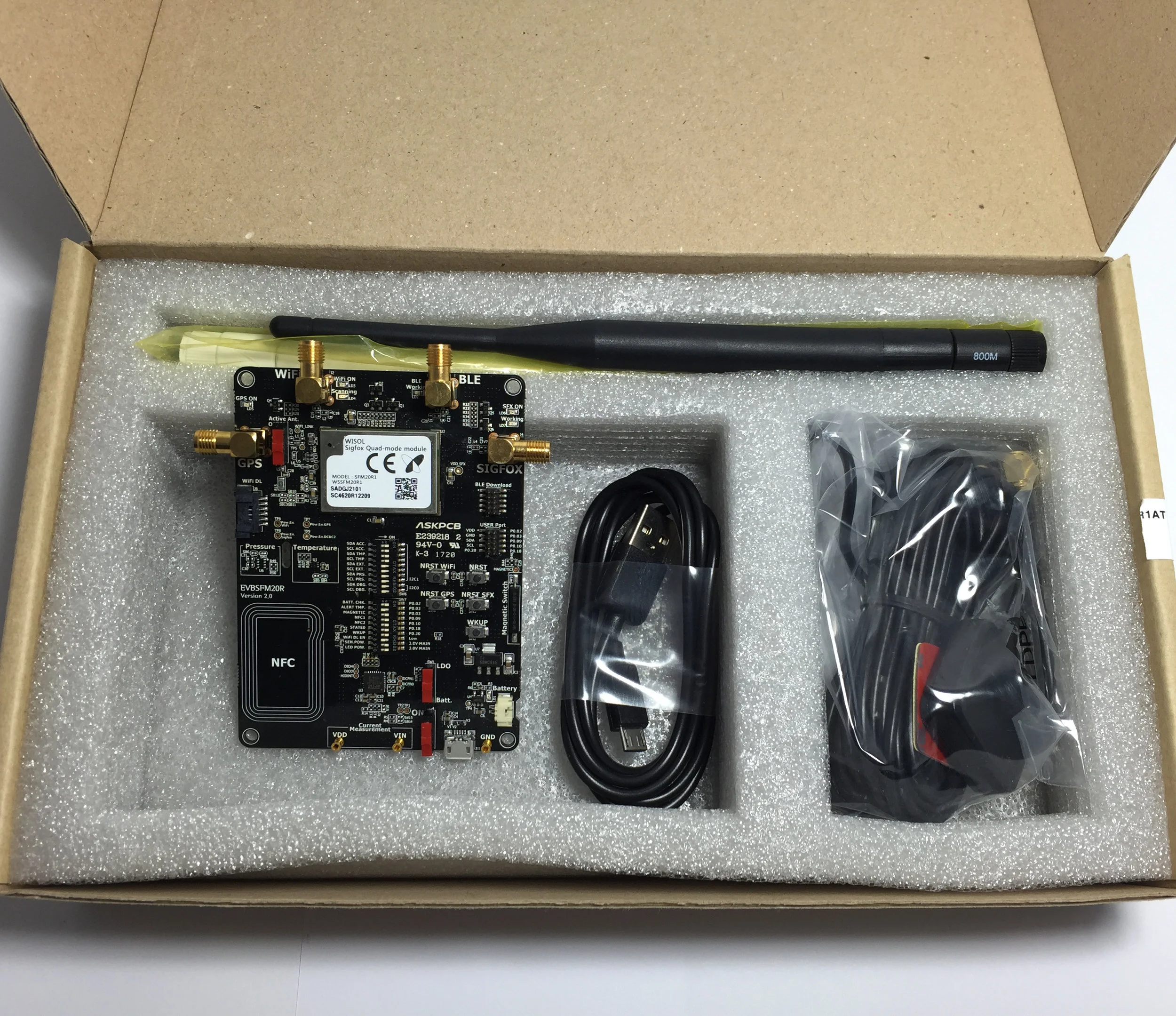 seongji EVBSFM20R1 sigfox evaluation board inside view_top.jpeg