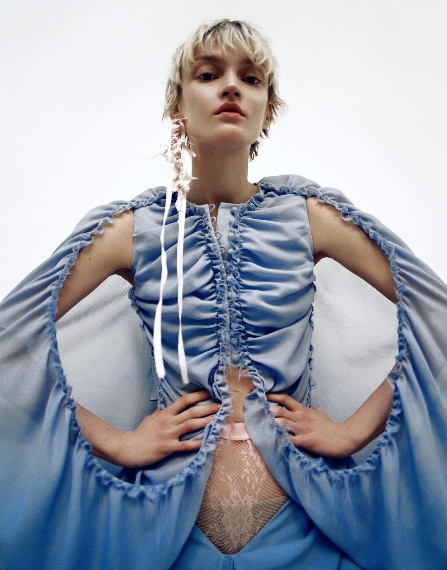 @r.l.eofficial for the latest print issue of @silhouette.magazine 

---

Photo: Anya Holdstock 
Stylist: Ga&euml;lle Bon
Assistante photo : Kostia Gaiduk
Assistante stylisme : Am&eacute;lie Doreau-Knindick 
Coiffure : Benjamin David 
Maquillage : Asa