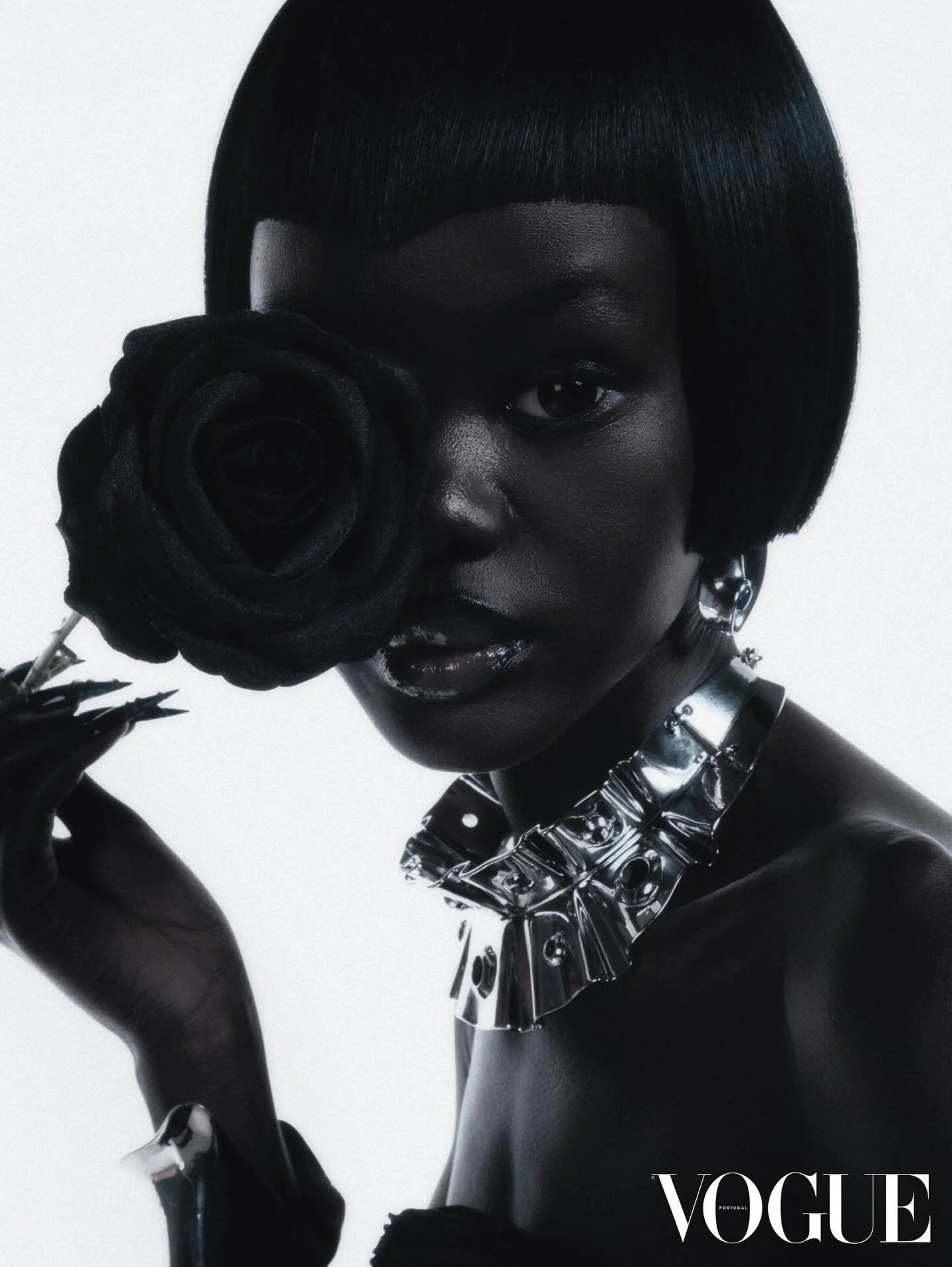 @florence_moorhead x @solenelescouet, @elenanajdovska.jewelry for the latest print issue of @vogueportugal 

---

Editor in chief: @sofia.slucas
Creative direction and styling: @marcoaiello_st
Photography: @denis.nemyachenko
Model: @kuany_atem
Hair: 