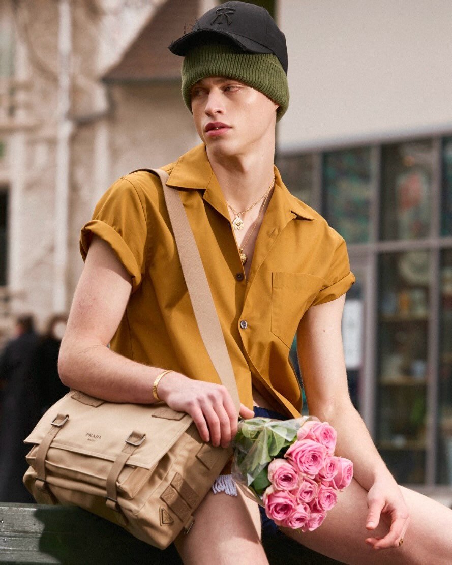 @portugaljewels for the latest issue of @gqfrance 

---

Photographer: Gil Anselmi
Stylist: Luca Migliaro @lukawaii 💘
Set designer : Vuk Levkovi&eacute;
Hair: Chiao Chenet
Make-up: Camille Lutz
Assistant lumi&egrave;re: R&eacute;mi Procureur
Assista