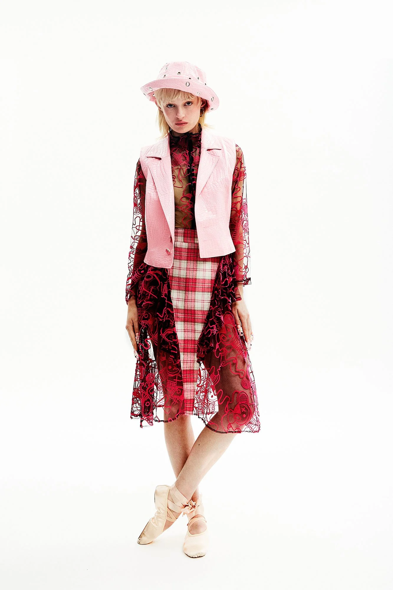 SOLENELESCOUET_LOOKBOOK20230246.jpg