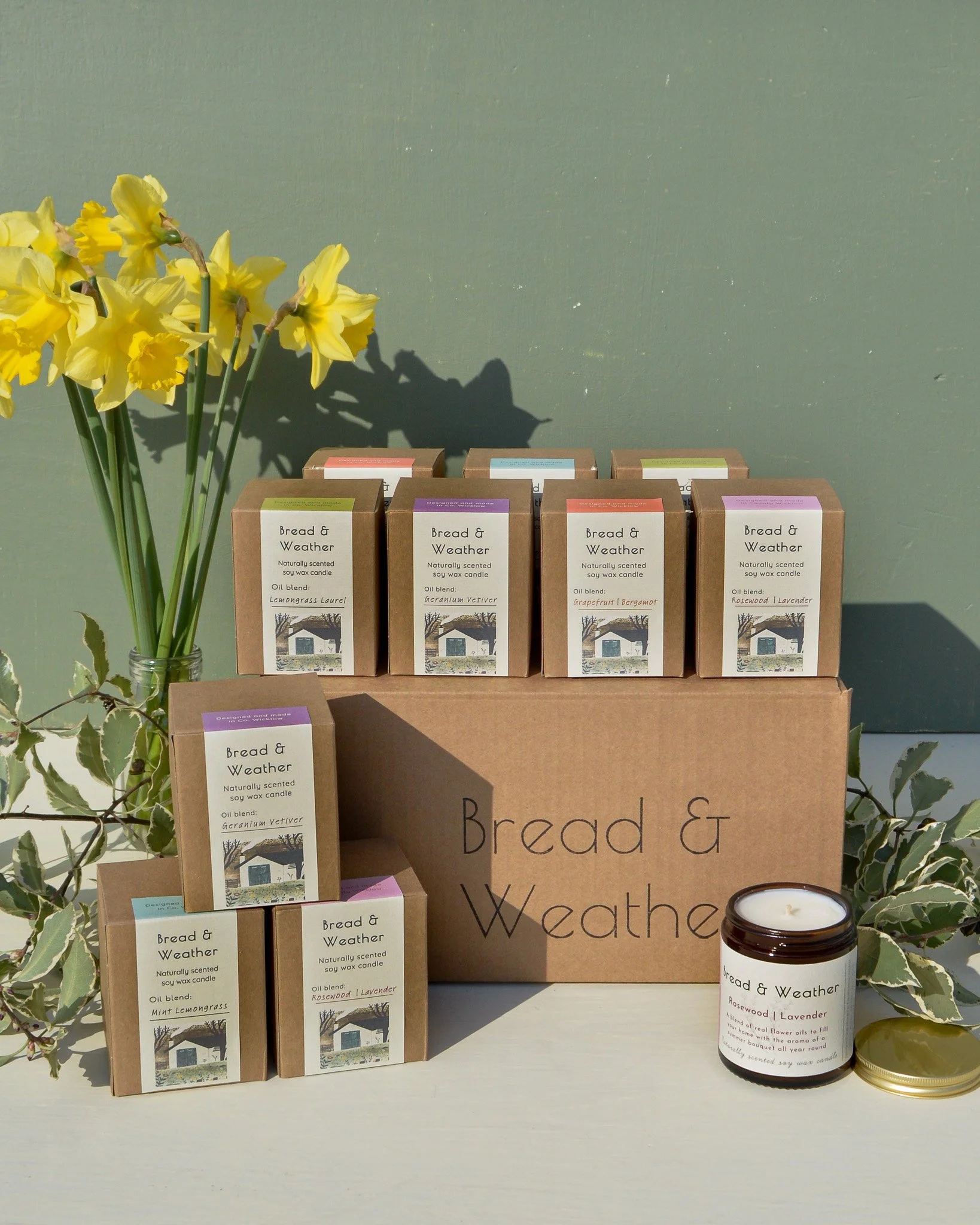 Essential oil candles for gifting.jpg